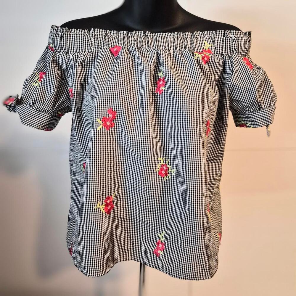 Blāshe Gingham Off-the-Shoulder Embroidered Whimsigoth Floral Top - M